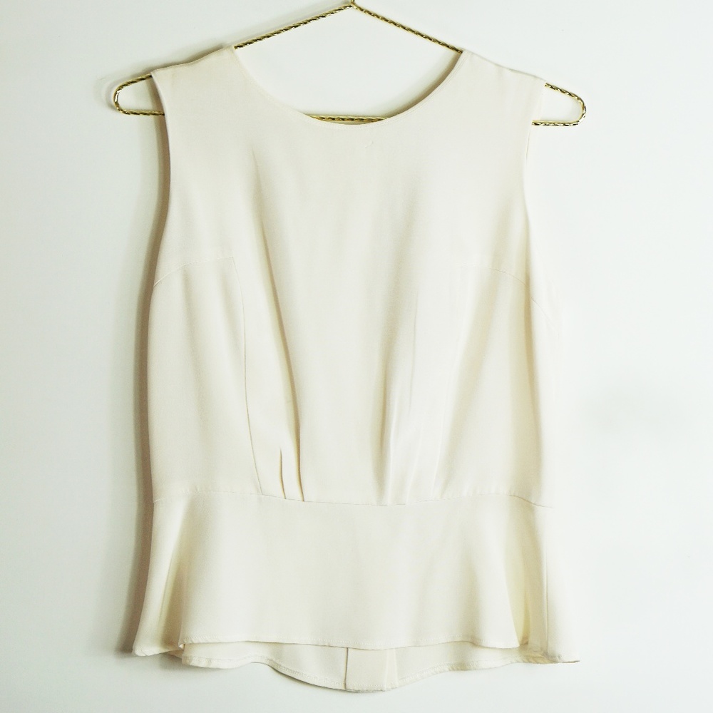 DESIGNER Oscar De La Renta Sleeveless Peplum Top